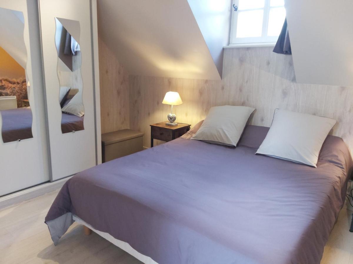 Bed and Breakfast Le Bonheur Des Plumes Montmartin-en-Graignes Экстерьер фото