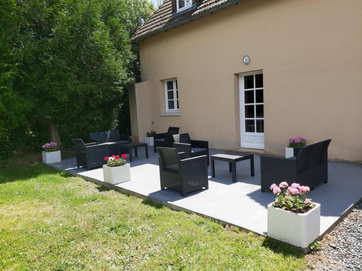 Bed and Breakfast Le Bonheur Des Plumes Montmartin-en-Graignes Экстерьер фото